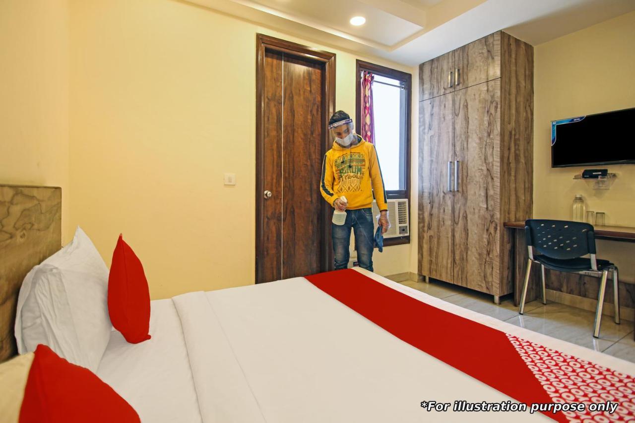 Oyo Flagship Hotel New Moon Inn بوري المظهر الخارجي الصورة